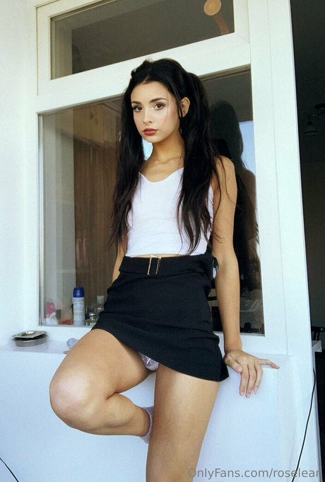 roselean porn onlyfans leak