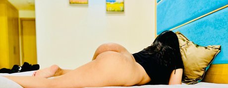 realmiahills onlyfans x