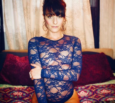 Lindsay Ames nudes only fans