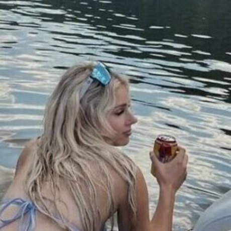 lindsaybercosky new onlyfans leak