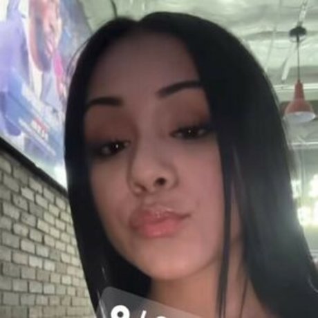 Badgalxaria free only fans