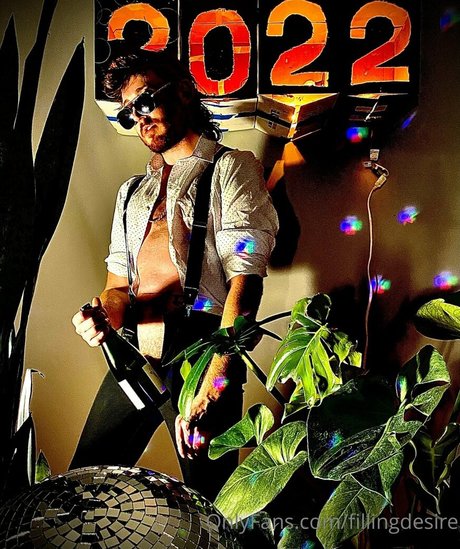 fillingdesire onlyfans photos