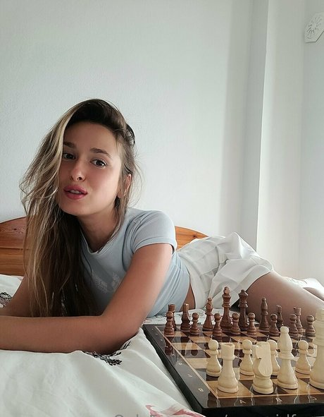 yogagirlfree Profile pic