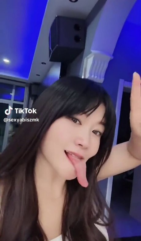 Long Tongue Fetish onlyfans porn