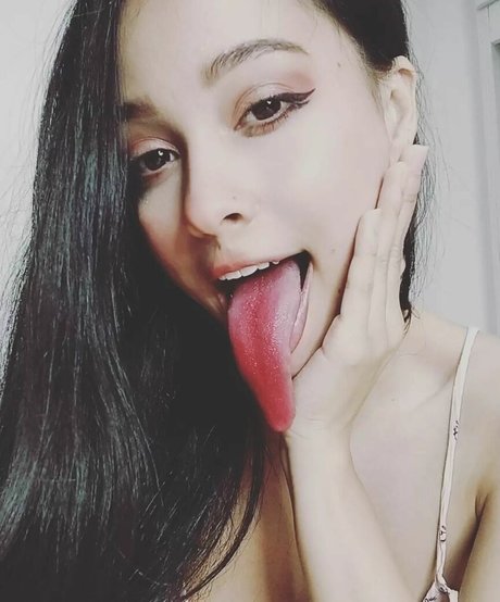 Long Tongue Fetish onlyfans fuck