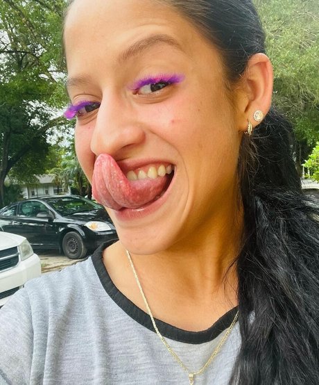 Long Tongue Fetish onlyfans hot