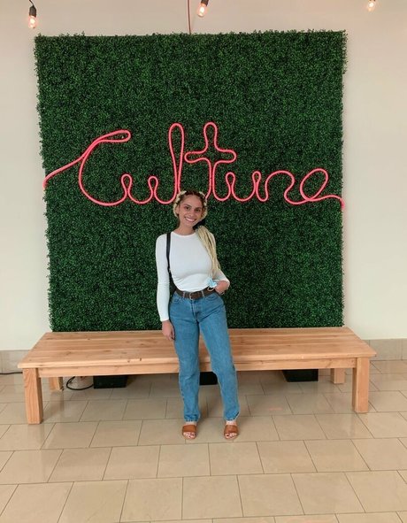 Desire Negro onlyfans explicit content