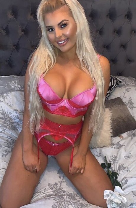 Chloe Gabrielle Chaloner leaked onlyfans sex tape