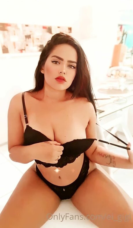 Anne Giovanna onlyfans pics