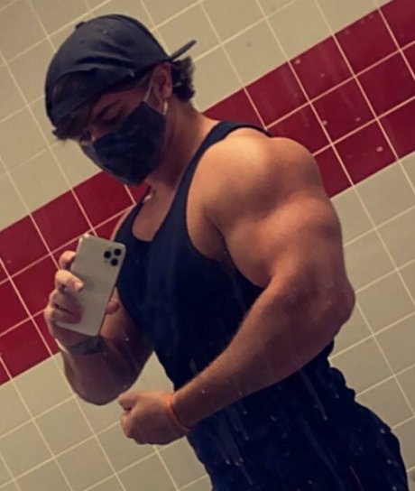 jamietylerflex onlyfans nude