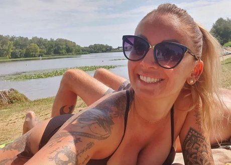 Alexandra Tokay onlyfans model