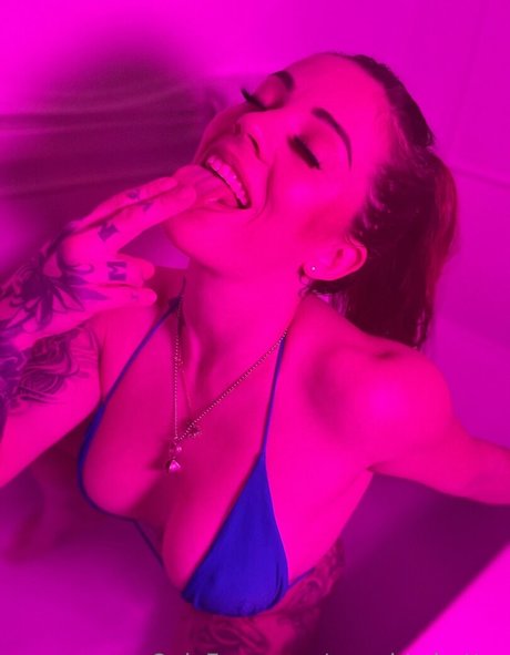 naughty batter en onlyfans