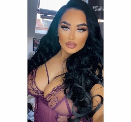 Rosie May onlyfans nude