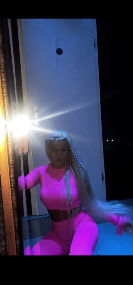 Viki Mitrovic nude porn onlyfans