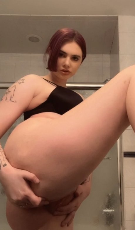 Auroramalak topless onlyfans