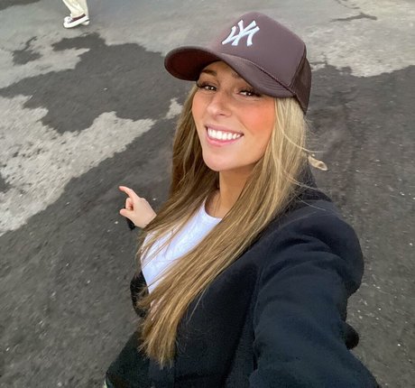 Abbey Wilson ass onlyfans