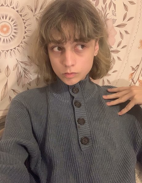 Cd Bell onlyfans images