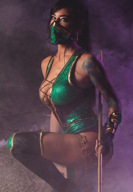 Alex Zedra onlyfans naked leaks