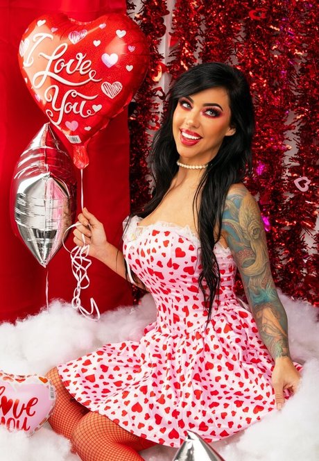 Alex Zedra onlyfans mega