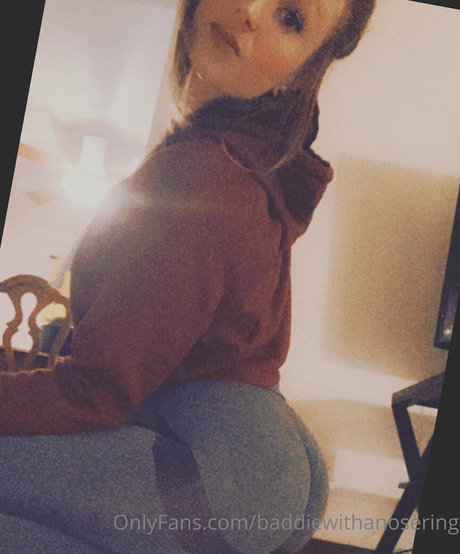 baddiewithanosering onlyfans naked