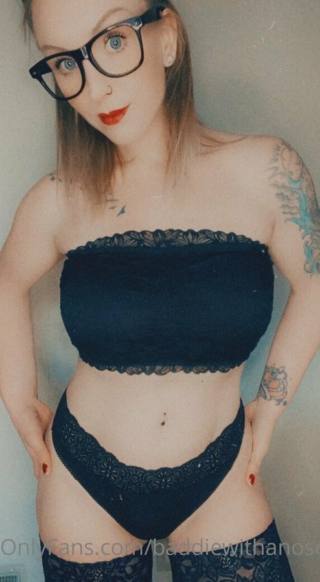 baddiewithanosering onlyfans full