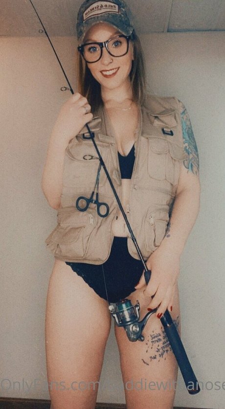 baddiewithanosering onlyfans leaked nudes