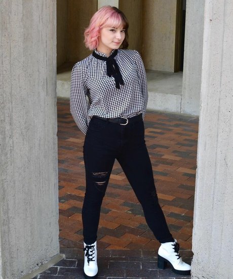 Casey Lee Williams strip onlyfans