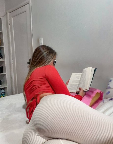 Rafaela Monteiro onlyfans naked