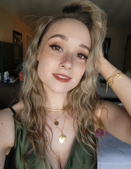 AmyKay ASMR leaks only fans