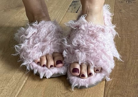 feetandmore66 onlyfans pictures