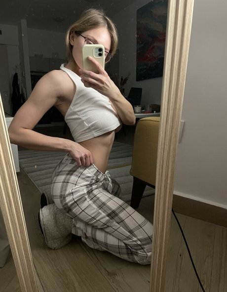 violetvelutto onlyfans leakd