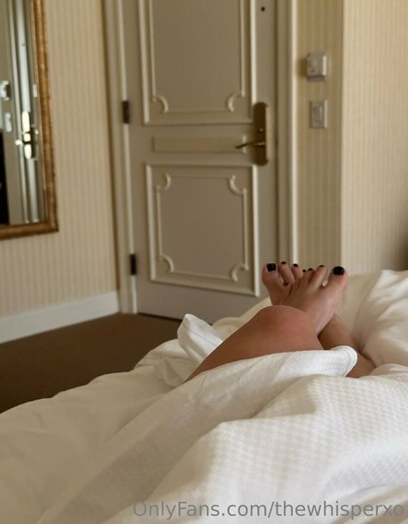 thewhisperxo nude on onlyfans