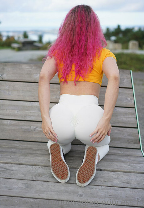 norwegian princess free nude onlyfans