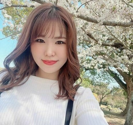 jgirlrena onlyfans model