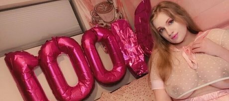 blue eyed babyy only fans nude leaks