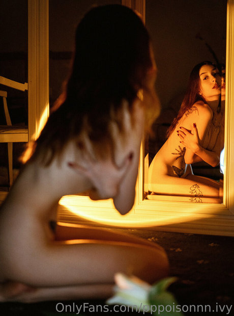 pppoisonnn ivy naked onlyfans leaks