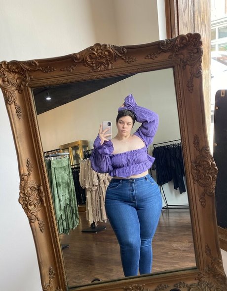 sweeet v free tits onlyfans