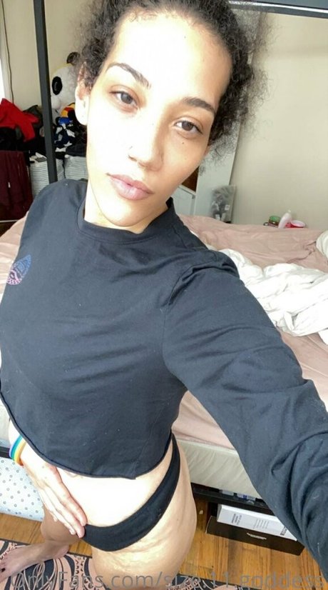 size 11 goddess pics onlyfans