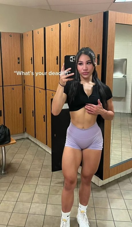 naomichanfit onlyfans topless