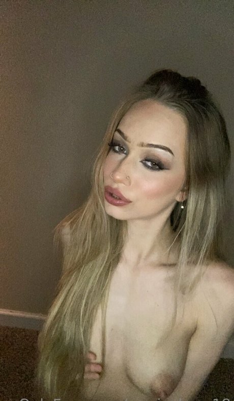 mariacheer18 naked onlyfans leaks