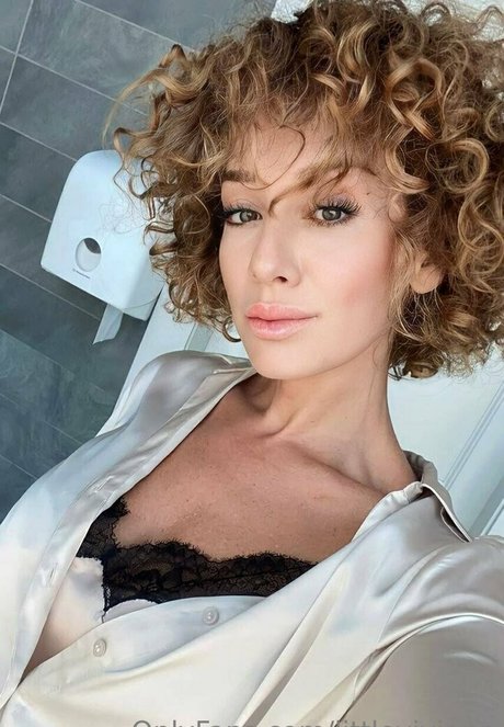 littleviviann onlyfans leaked