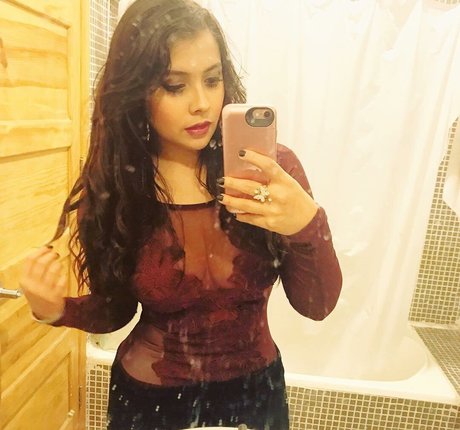 Jezz Angeles onlyfans photo