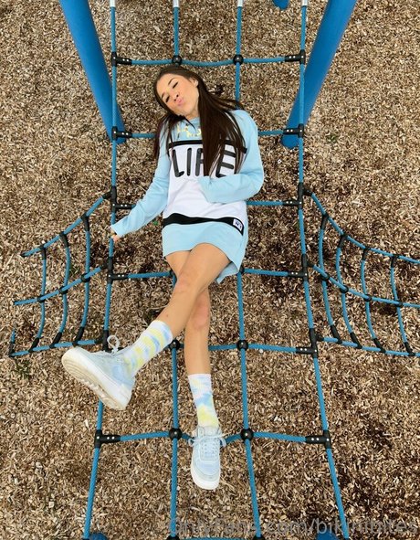 bikinibites onlyfans star