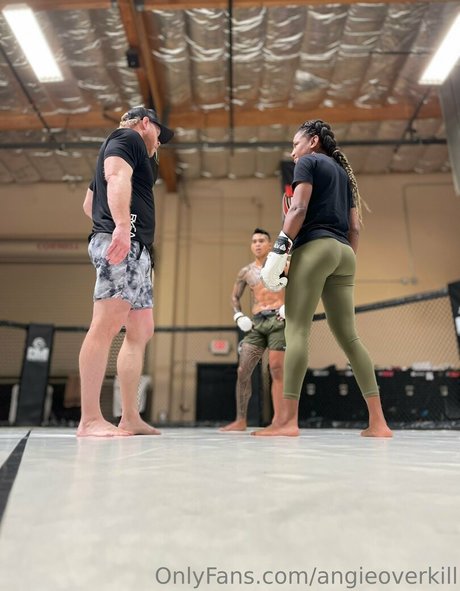 angieoverkill only fans nude
