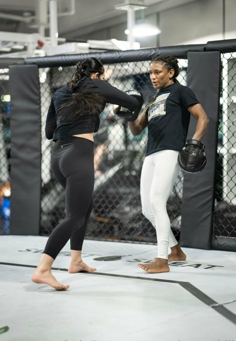 angieoverkill xxx only fans