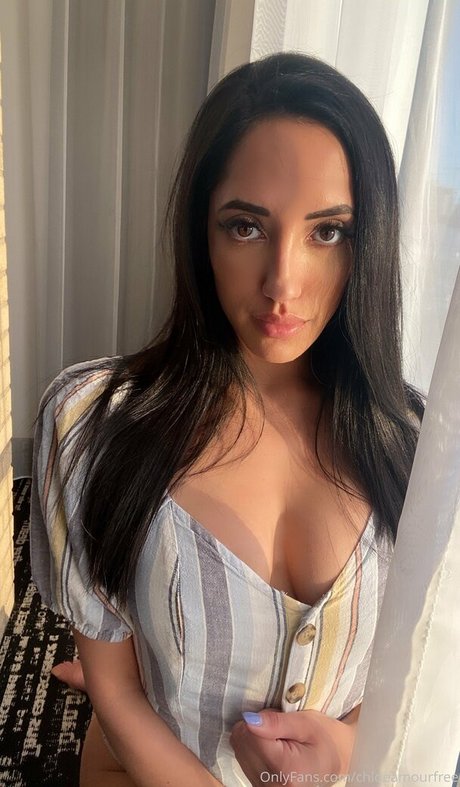 chloeamourfree onlyfans star