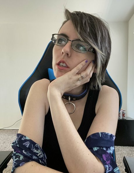 milf model onlyfans hd picture