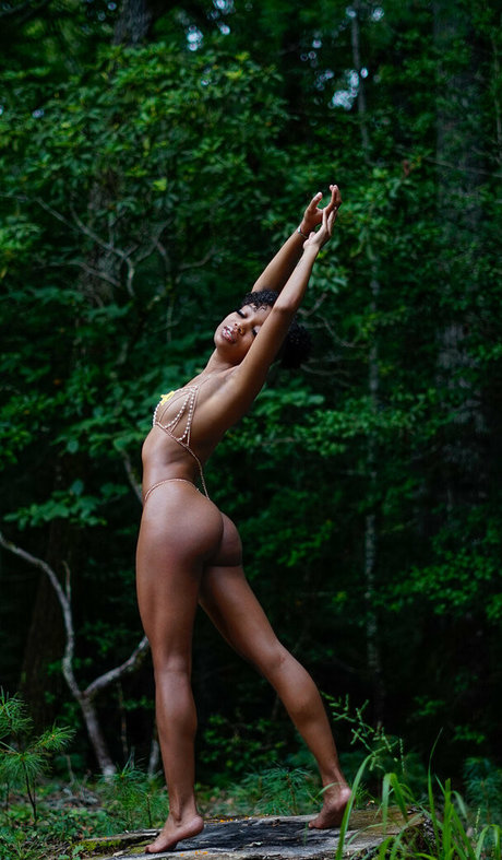 blackgoddess777 onlyfans topless