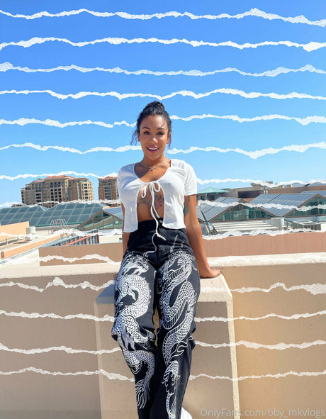 thatonegirlmikeyvlogs onlyfans porn