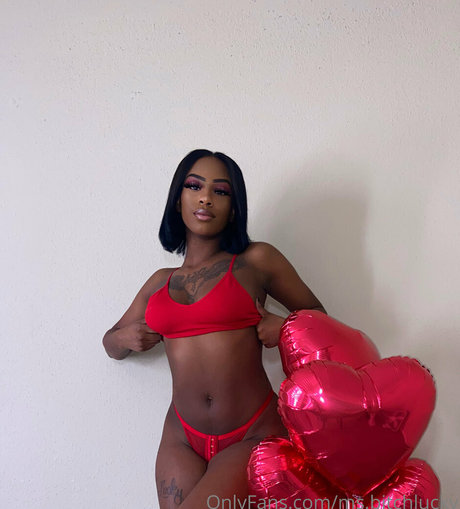 ms bitchlucky onlyfans porn leak